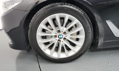 BMW 5-Series 2018, 96875 км, за 14900.88 USD