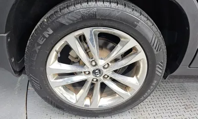 Kia Sorento 2014, 174204 км, за 4266.77 USD