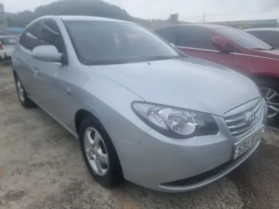 Hyundai Avante 2010, 120408 км, за 1625.17 USD