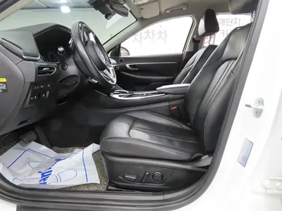 Hyundai Sonata 2020, 68428 км, за 9967.43 USD
