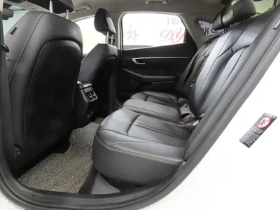 Hyundai Sonata 2020, 68428 км, за 9967.43 USD - фото 6