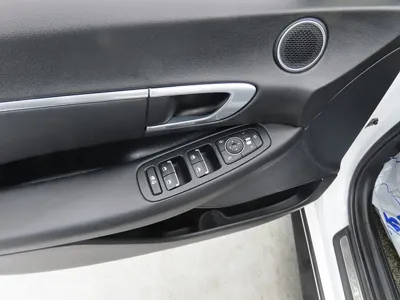 Hyundai Sonata 2020, 68428 км, за 9967.43 USD - фото 12
