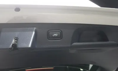 Hyundai Palisade 2023, 60894 км, за 22297.33 USD - фото 35