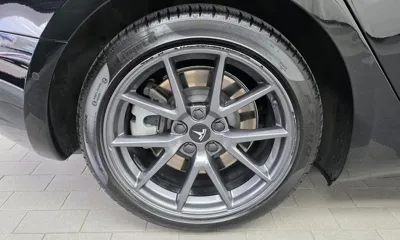 Tesla Model 3 2021, 99623 км, за 15622.95 USD