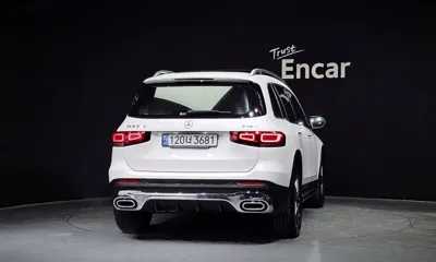 Mercedes-Benz GLB-Class 2022, 45587 км, за 23125.2 USD