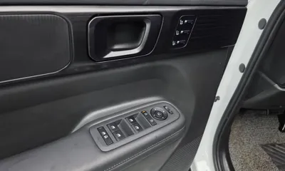 Hyundai Santafe 2024, 39286 км, за 24484.71 USD - фото 29