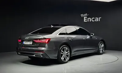 Audi A6 2023, 17998 км, за 29415.67 USD