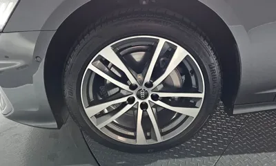 Audi A6 2023, 17998 км, за 29415.67 USD