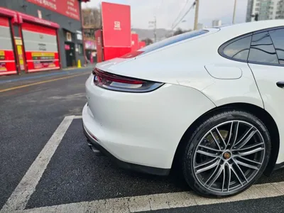 Porsche Panamera 2022, 86000 км, за 58548.06 USD