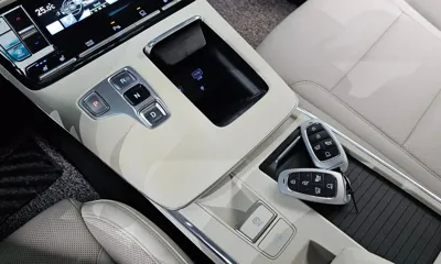 Hyundai Grandeur 2022, 86121 км, за 15778 USD - фото 9