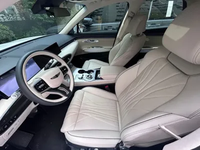 Genesis GV70 2026, 2374 км, за 27647.7 USD - фото 8