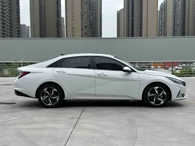 Hyundai Elantra 2023, 16000 км, за 14643.31 USD - фото 8