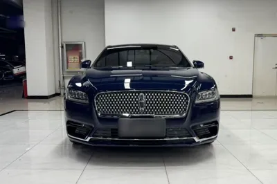 Lincoln Continental 2019, 70800 км, за 19055 USD