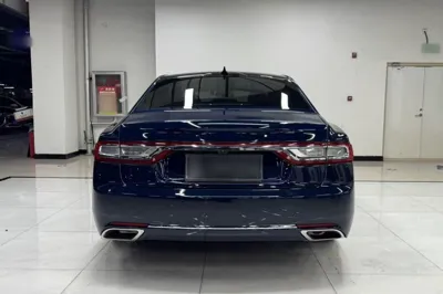 Lincoln Continental 2019, 70800 км, за 19055 USD