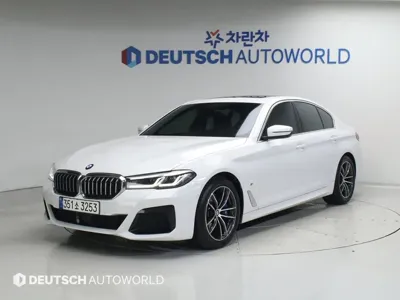 BMW 5-Series 2023, 38050 км, за 30845.48 USD