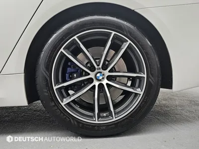 BMW 5-Series 2023, 38050 км, за 30845.48 USD - фото 6