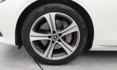Mercedes-Benz E-Class 2019, 79973 км, за 16129.04 USD