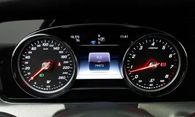 Mercedes-Benz E-Class 2019, 79973 км, за 16129.04 USD - фото 8