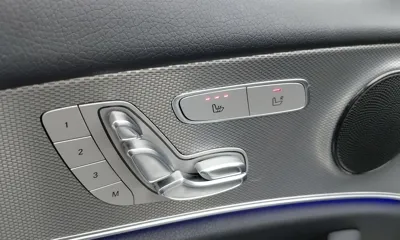 Mercedes-Benz E-Class 2019, 79973 км, за 16129.04 USD - фото 11