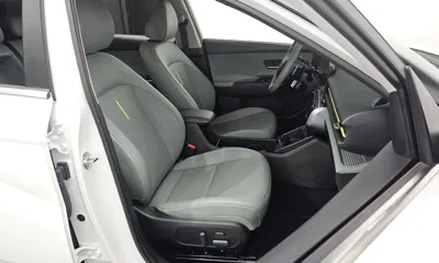 Hyundai Kona 2025, 23153 км, за 17592.23 USD - фото 11