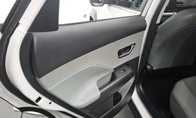 Hyundai Kona 2025, 23153 км, за 17592.23 USD - фото 25