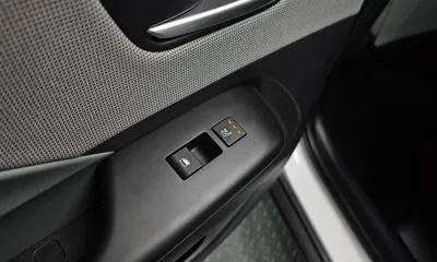 Hyundai Kona 2025, 23153 км, за 17592.23 USD - фото 29
