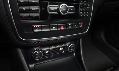 Mercedes-Benz A-Class 2015, 135068 км, за 9205.29 USD - фото 19