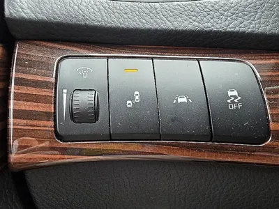 Kia Mohave 2017, 89836 км, за 10028 USD - фото 11