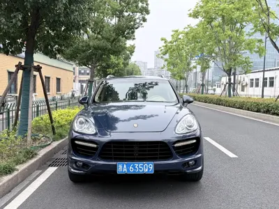 Porsche Cayenne · 2012 год