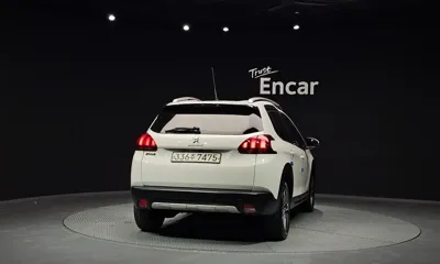 Peugeot 2008 2017, 77162 км, за 8039.09 USD