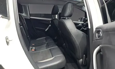 Peugeot 2008 2017, 77162 км, за 8027.59 USD - фото 11
