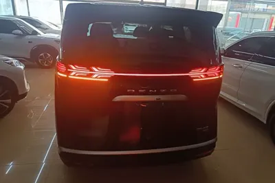 Denza D9 2025, 200 км, за 45173 USD