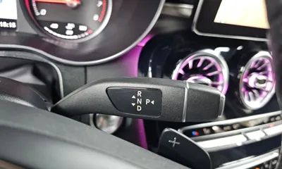 Mercedes-Benz GLC-Class 2019, 104084 км, за 18214.95 USD - фото 9