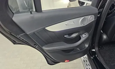 Mercedes-Benz GLC-Class 2019, 104084 км, за 18214.95 USD - фото 25