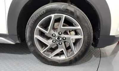 KG_Mobility_Ssangyong TIBOLI 2024, 21391 км, за 12295.09 USD