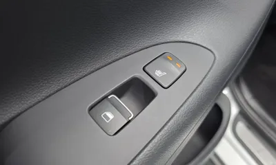 Hyundai Grandeur 2019, 73123 км, за 10278.44 USD - фото 19