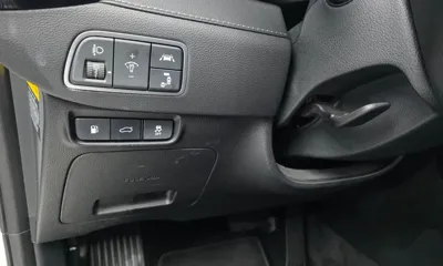 Hyundai Grandeur 2019, 73123 км, за 10278.44 USD - фото 28