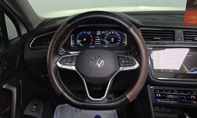 Volkswagen Tiguan 2022, 81013 км, за 17773.37 USD - фото 13
