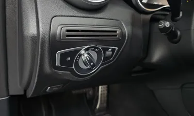 Mercedes-Benz GLC-Class 2023, 35812 км, за 32324.19 USD - фото 18