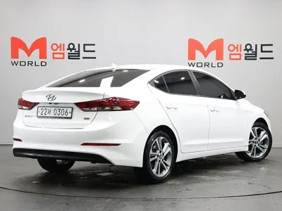 Hyundai Avante 2017, 102655 км, за 6316.34 USD