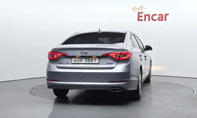 Hyundai Sonata 2016, 190841 км, за 2309.4 USD