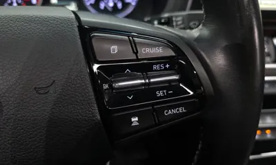 Hyundai Grandeur 2017, 64940 км, за 12340.82 USD - фото 18