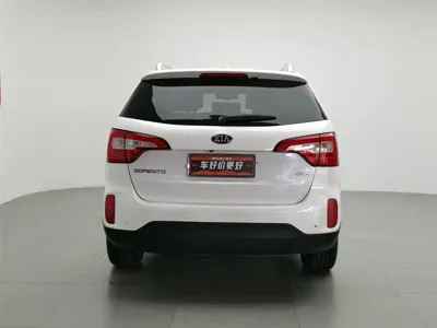 Kia Sorento 2014, 182600 км, за 5414.21 USD