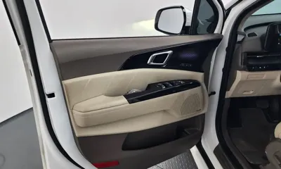 Kia Canival 2023, 58229 км, за 23959.56 USD - фото 24