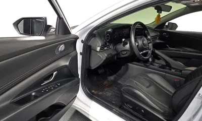 Hyundai Avante 2021, 79066 км, за 12105.22 USD - фото 10