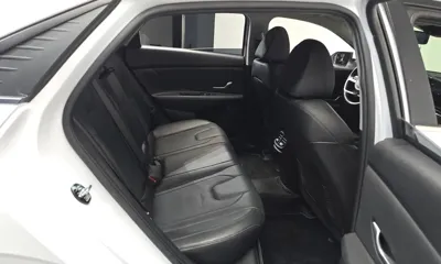 Hyundai Avante 2021, 79066 км, за 12105.22 USD - фото 11