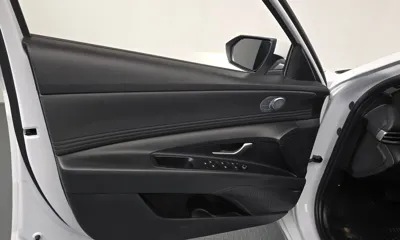 Hyundai Avante 2021, 79066 км, за 12105.22 USD - фото 24
