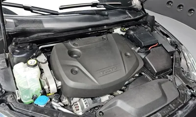 Volvo V40 2019, 94979 км, за 9780.75 USD - фото 6