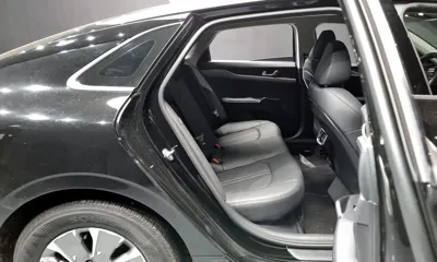 Kia K5 2023, 18658 км, за 8704.41 USD - фото 12