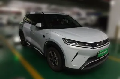 BYD Yuan Up 2025, 7600 км, за 15381 USD